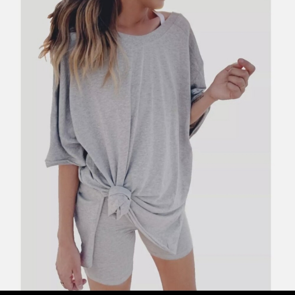Free People-Movement Tee Size XS